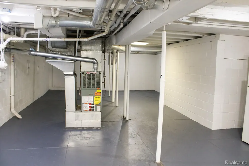 9485 Portage Lake Avenue Dexter Township MI 48169