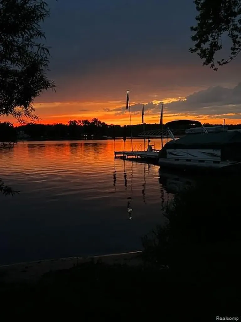 9485 Portage Lake Avenue Dexter Township MI 48169