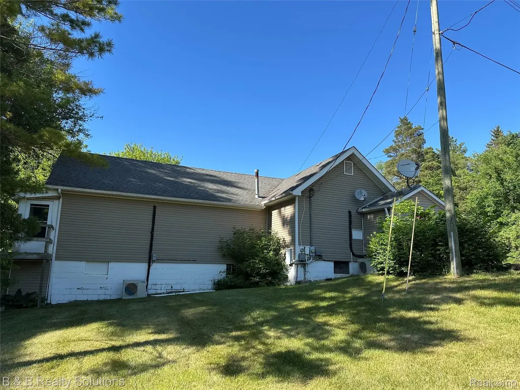 5009 Lapeer Road Deerfield Township MI 48421