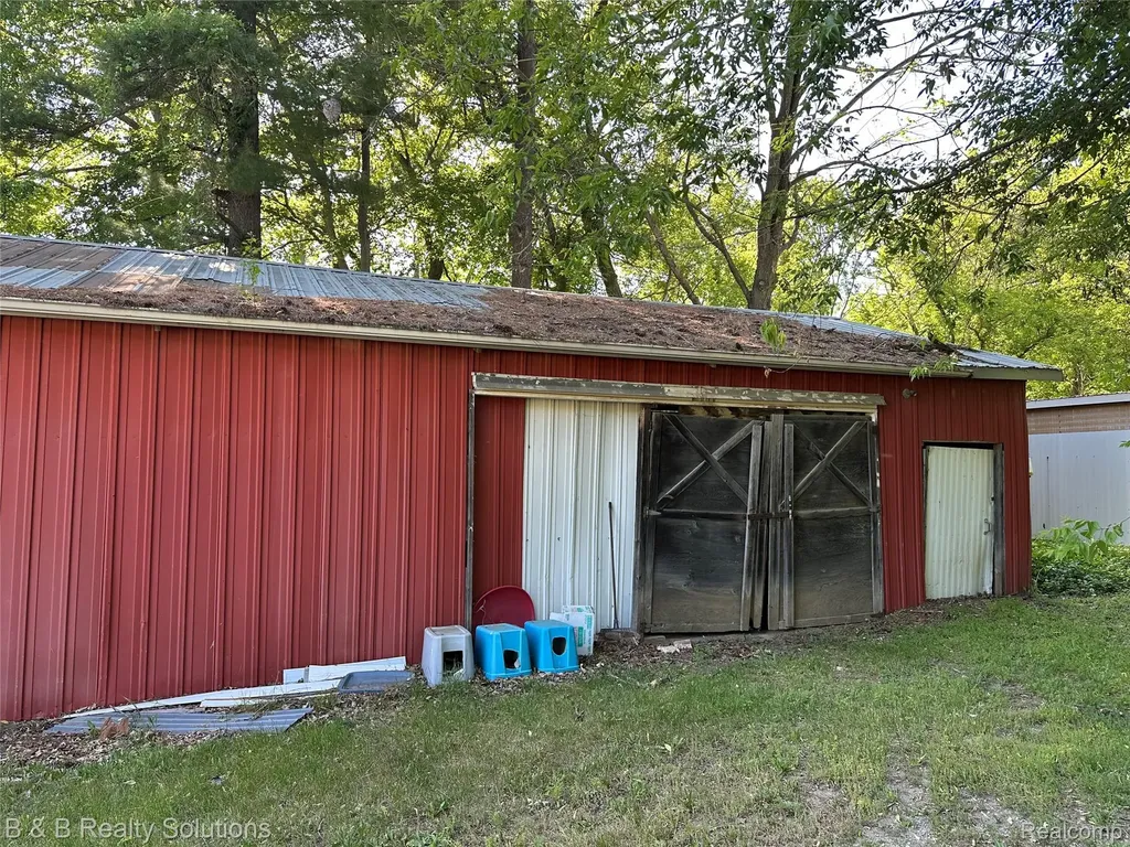 5009 Lapeer Road Deerfield Township MI 48421