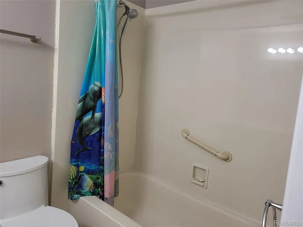 5791 Beauchamp Place West Bloomfield Charter Township MI 48322