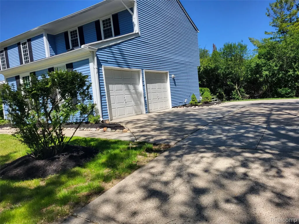 5791 Beauchamp Place West Bloomfield Charter Township MI 48322