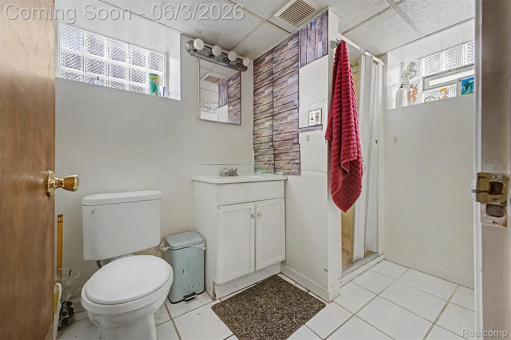 6808 Abington Avenue Detroit City MI 48228