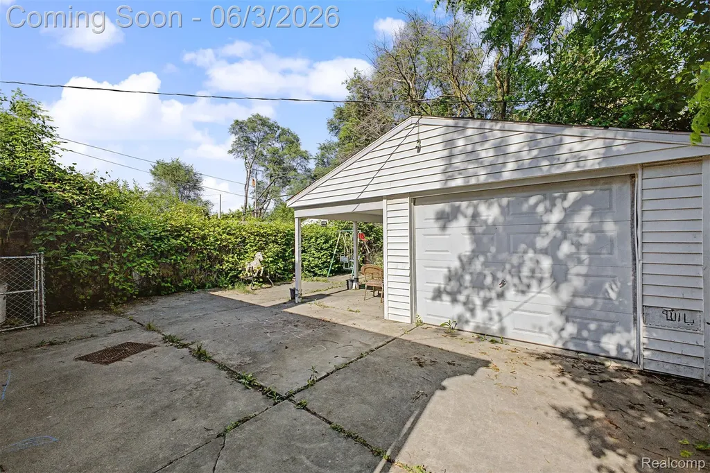 6808 Abington Avenue Detroit City MI 48228