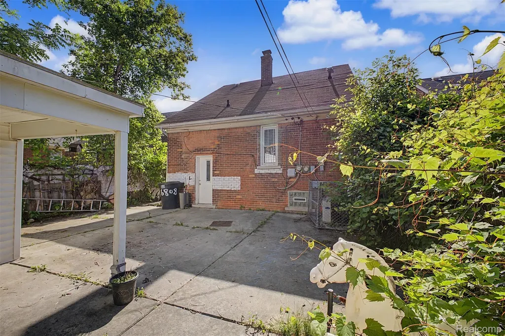 6808 Abington Avenue Detroit City MI 48228