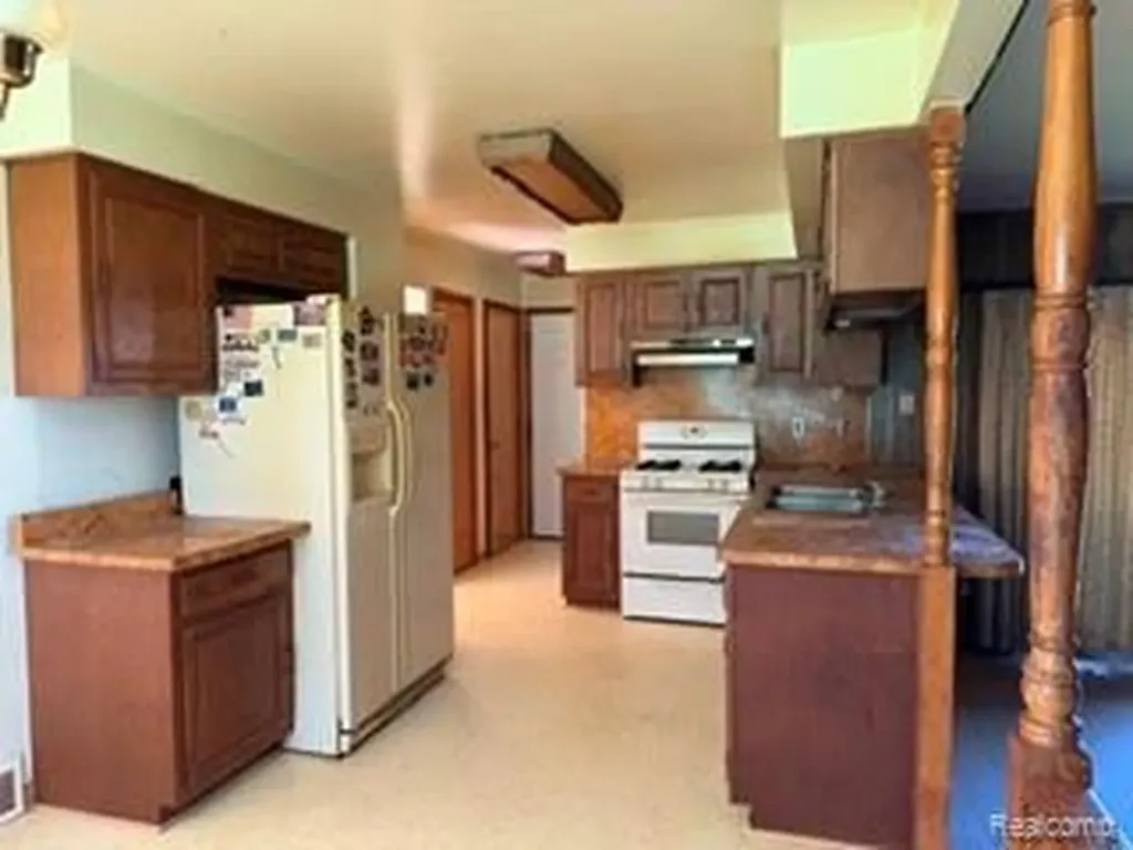 24001 Inkster Road Brownstown Charter Township MI 48164