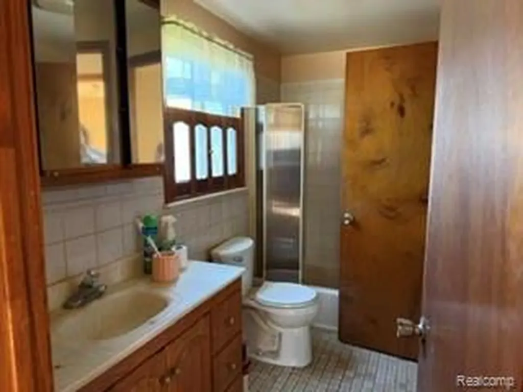 24001 Inkster Road Brownstown Charter Township MI 48164