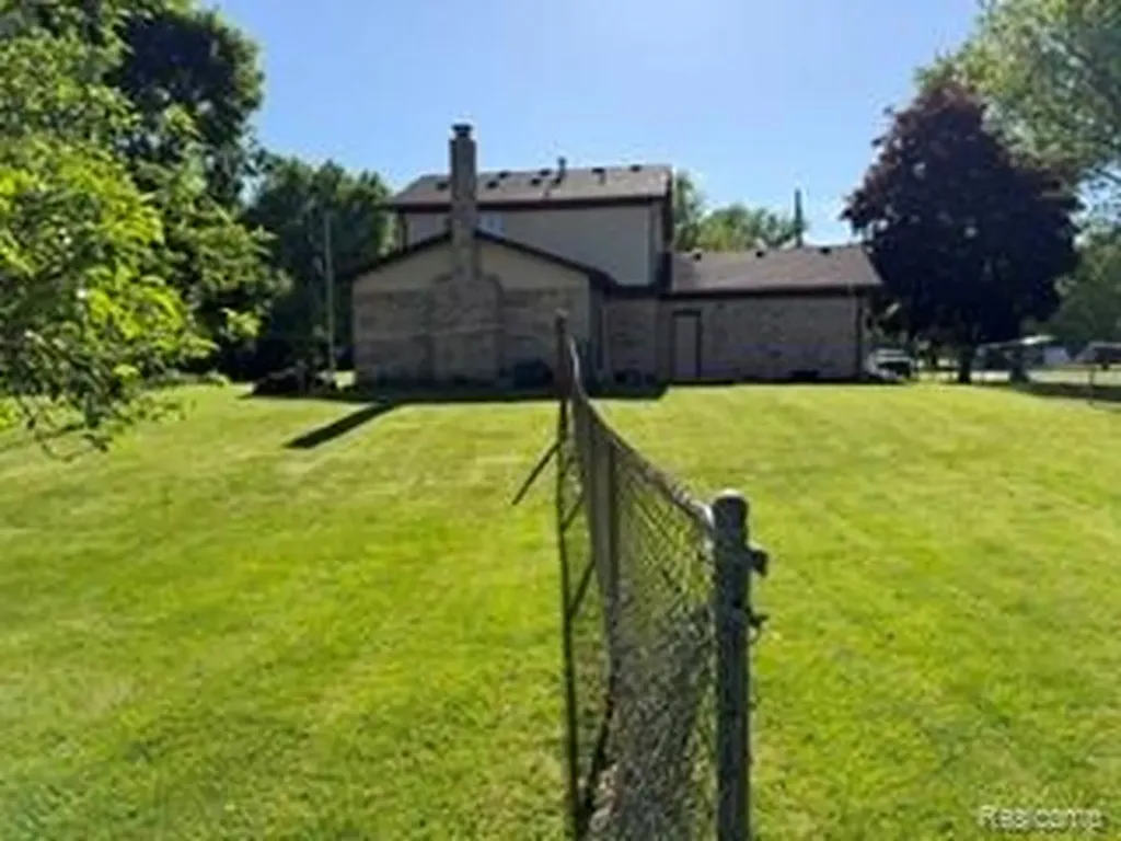 24001 Inkster Road Brownstown Charter Township MI 48164
