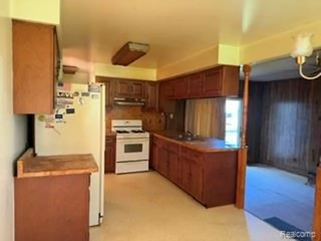 24001 Inkster Road Brownstown Charter Township MI 48164