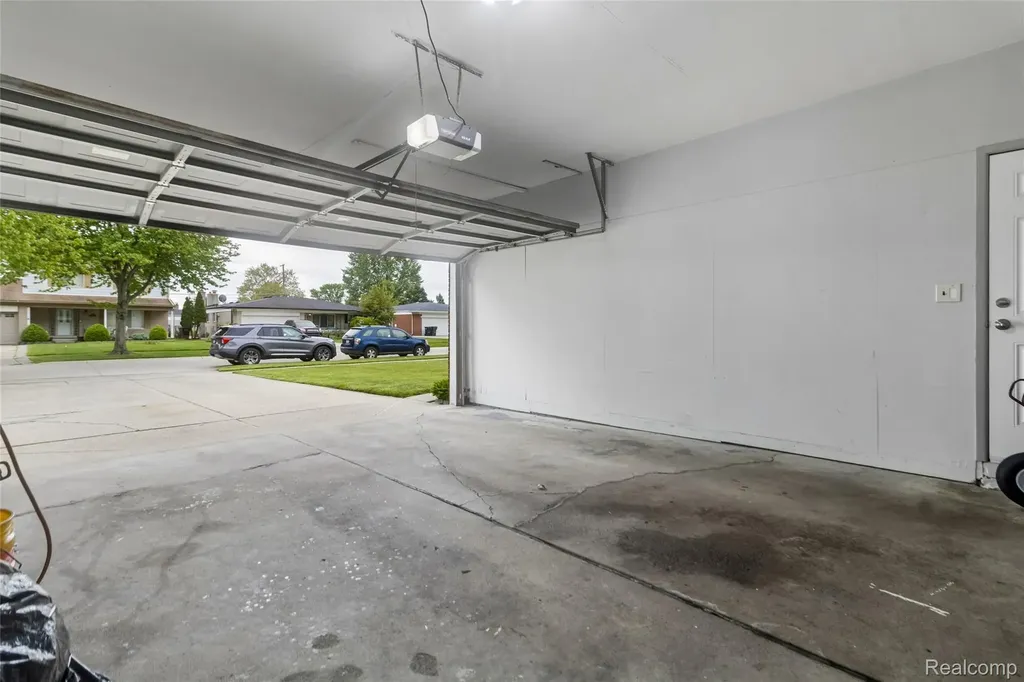 13849 Heritage Road Sterling Heights City MI 48312