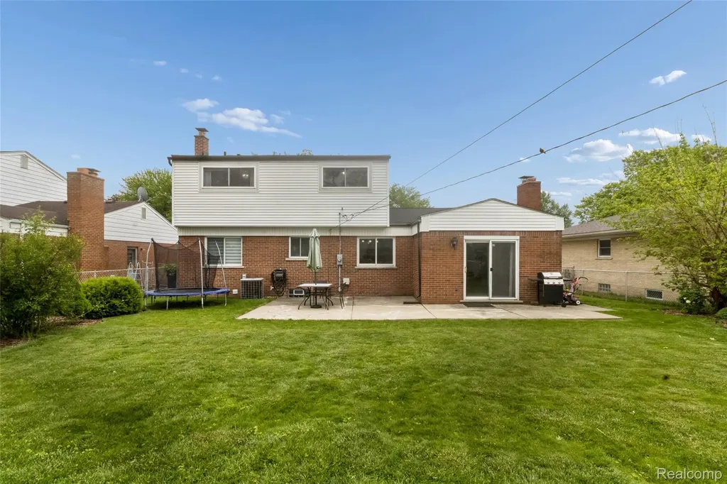13849 Heritage Road Sterling Heights City MI 48312