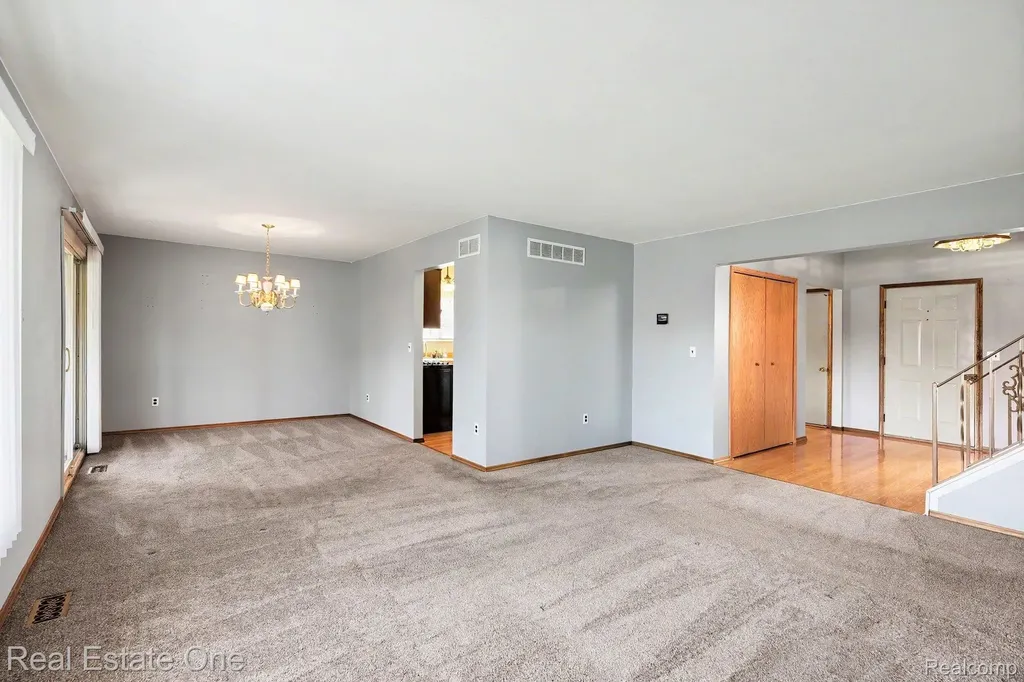 13732 Brunswick Drive Sterling Heights City MI 48312