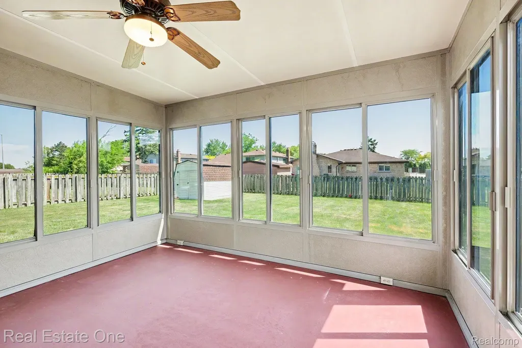 13732 Brunswick Drive Sterling Heights City MI 48312