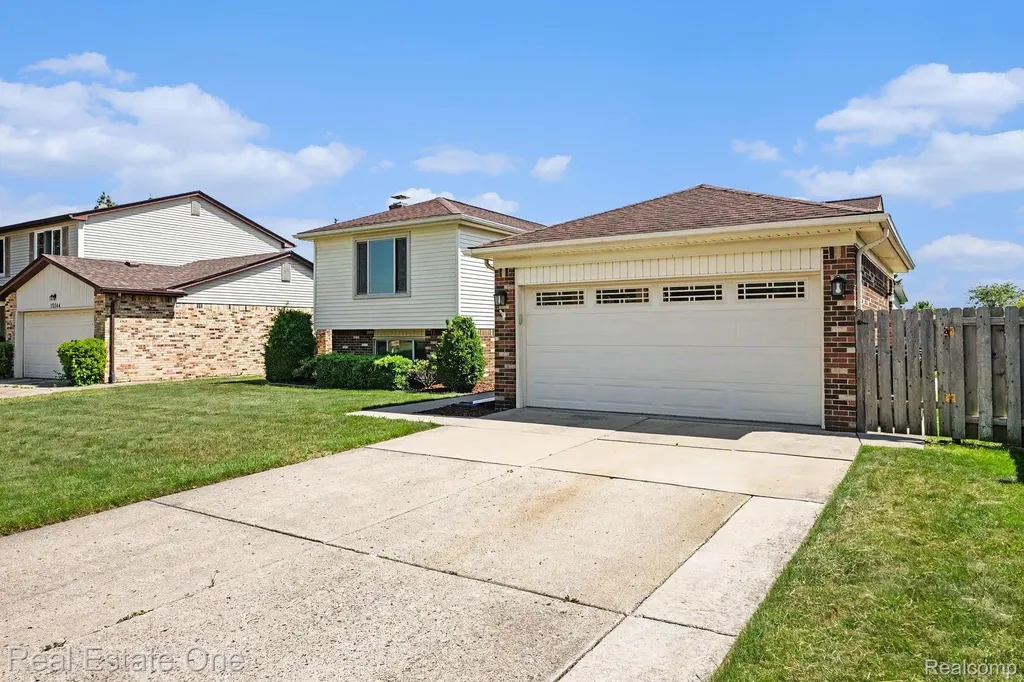 13732 Brunswick Drive Sterling Heights City MI 48312