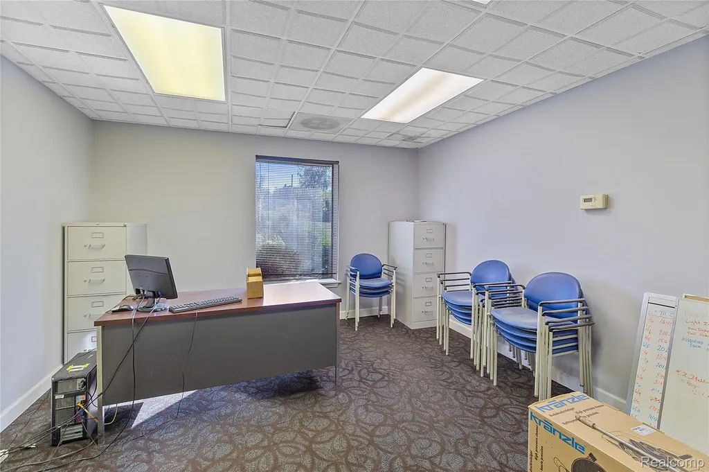 1250 W Hamlin Road Rochester Hills City MI 48309