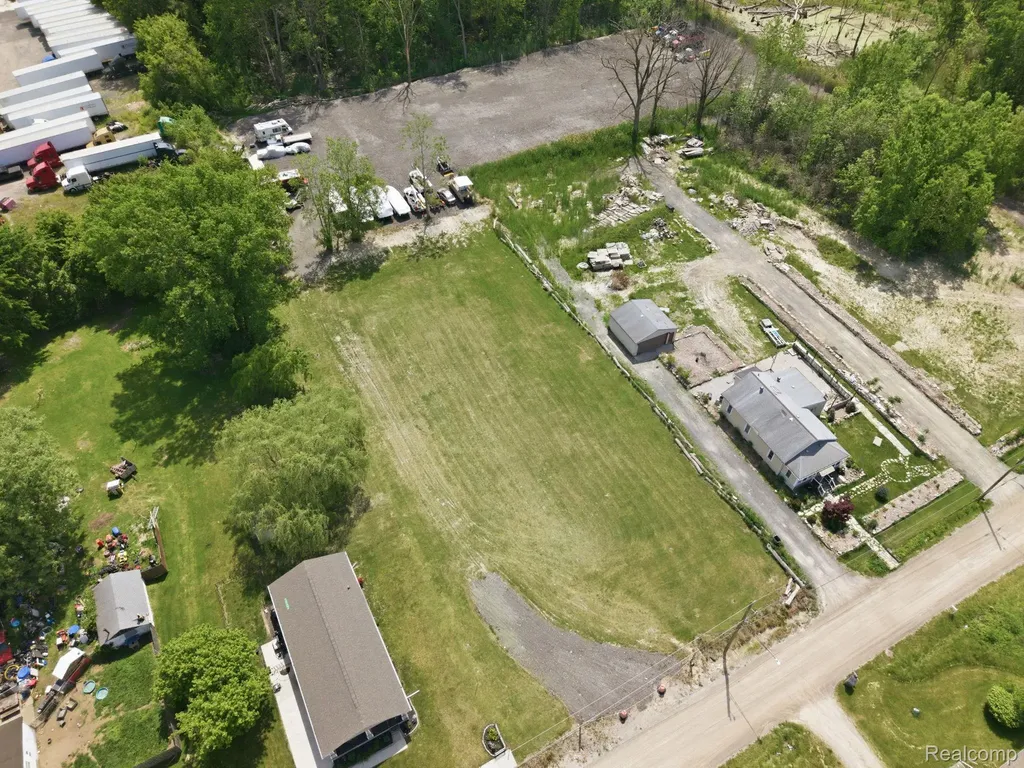 00 La Croix Street Clinton Charter Township MI 48036