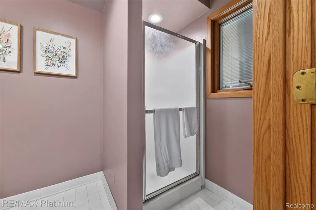 31125 Westwood Road Farmington Hills City MI 48331