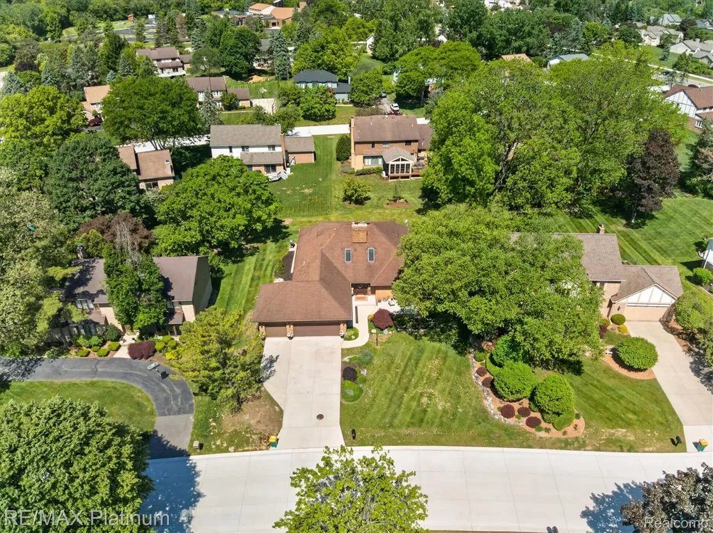 31125 Westwood Road Farmington Hills City MI 48331