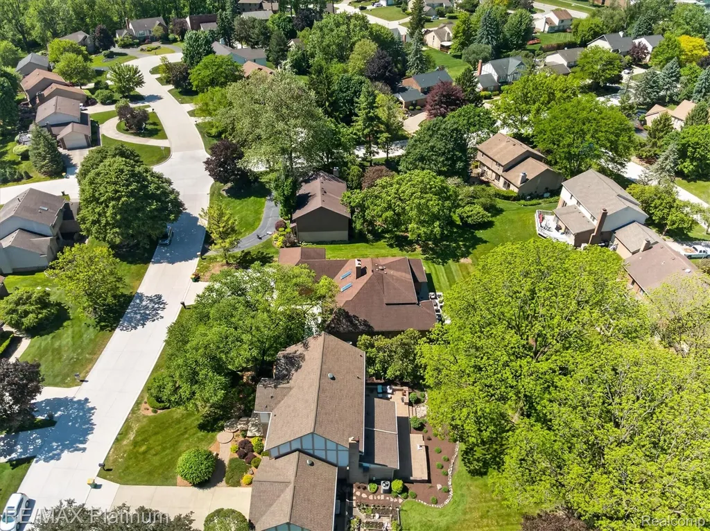 31125 Westwood Road Farmington Hills City MI 48331