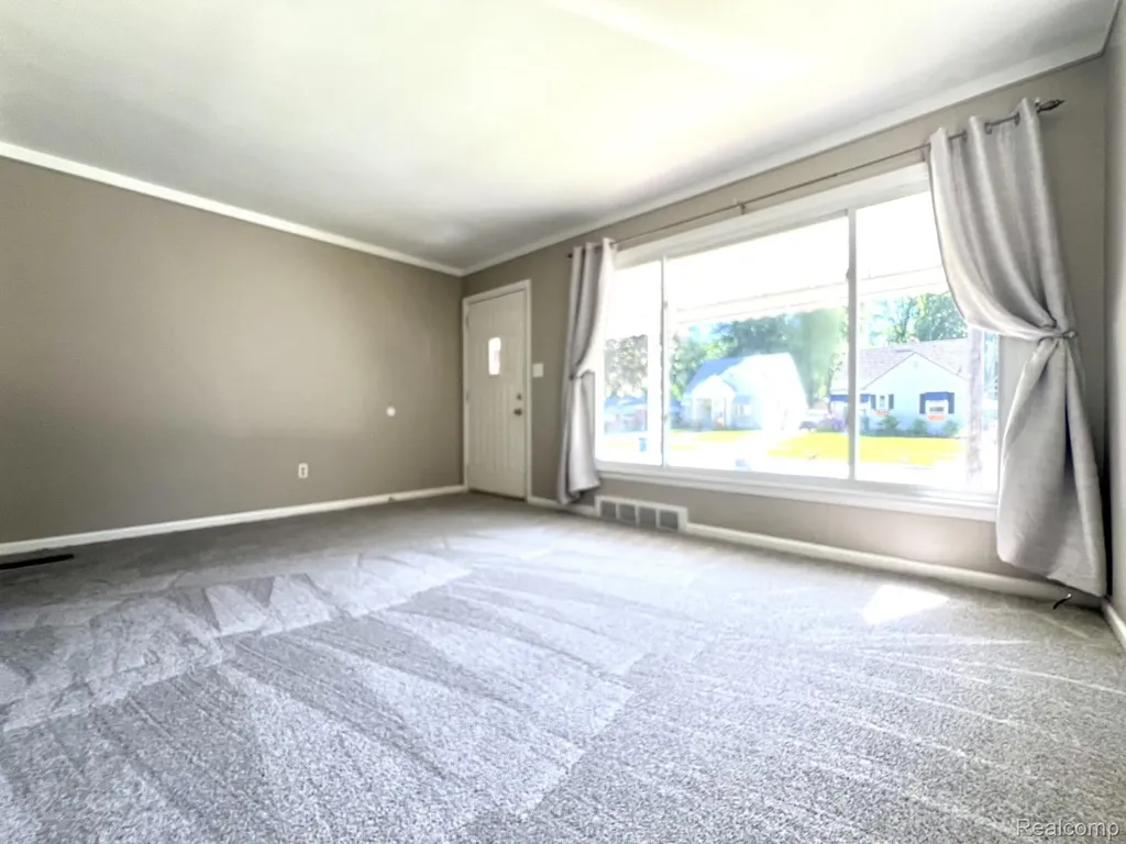 18475 Dalby Redford Charter Township MI 48240
