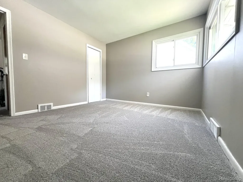 18475 Dalby Redford Charter Township MI 48240