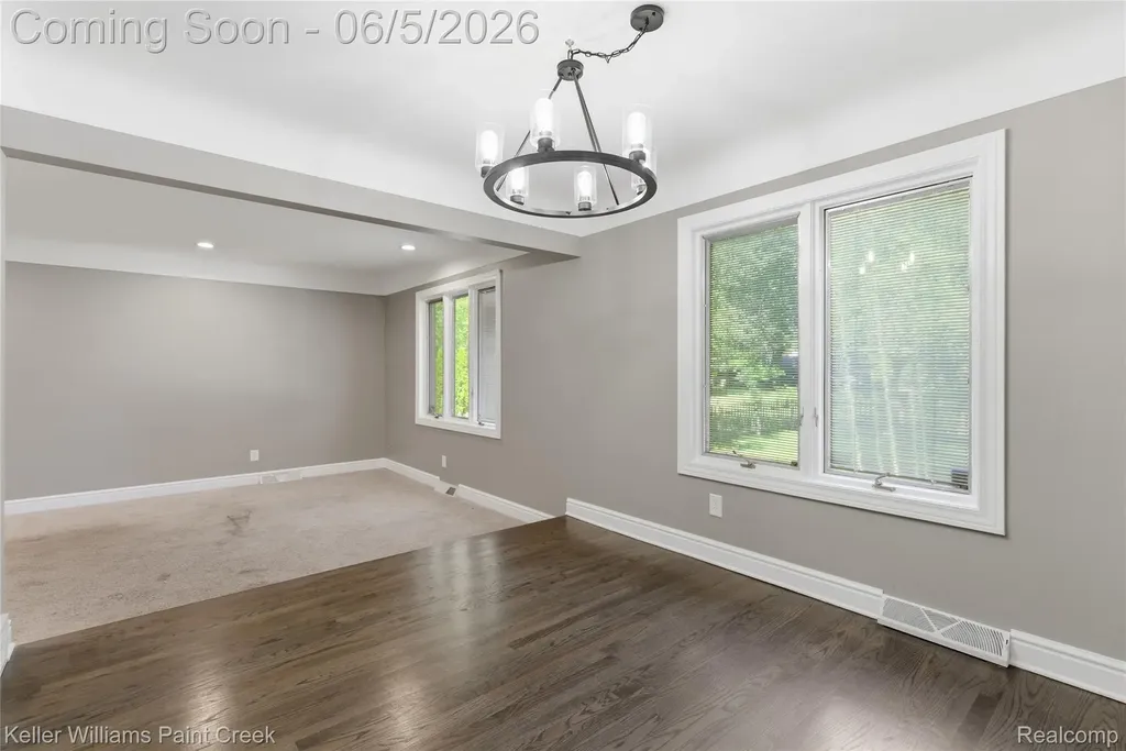 6966 Killarney Drive Troy City MI 48098