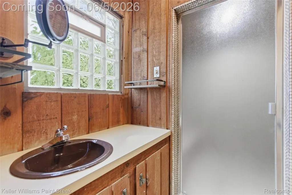 6966 Killarney Drive Troy City MI 48098