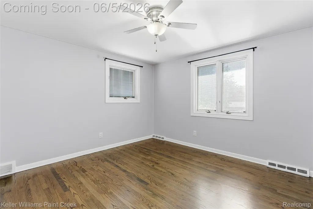 6966 Killarney Drive Troy City MI 48098