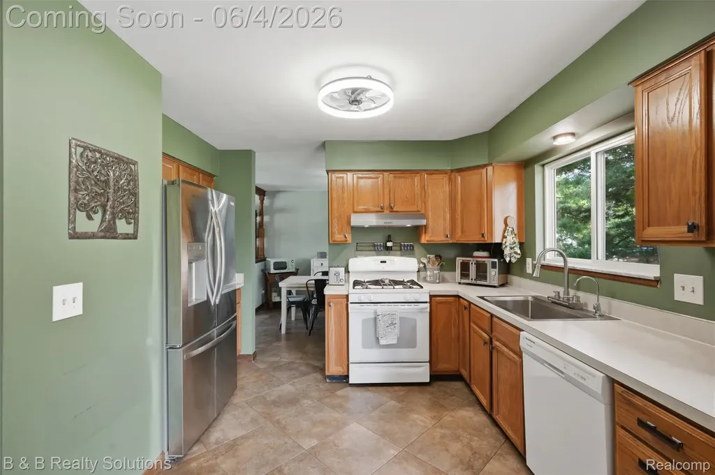 8820 Almont Road Almont Township MI 48003