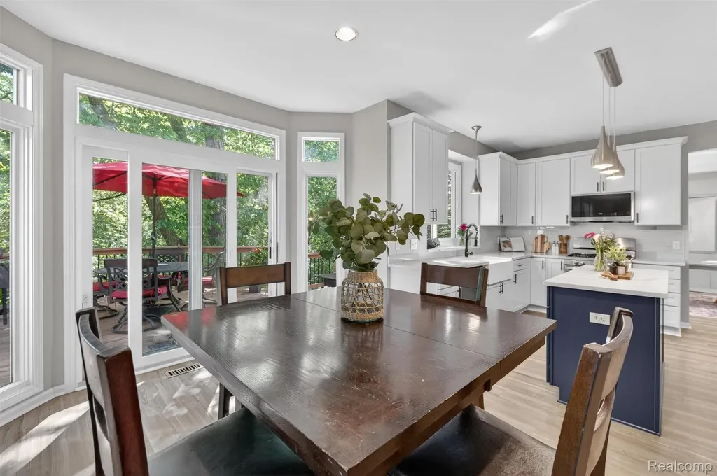 7359 Colchester Lane West Bloomfield Charter Township MI 48322