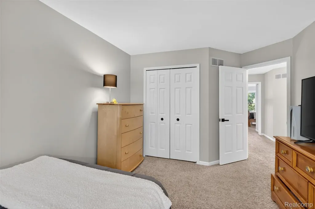 7359 Colchester Lane West Bloomfield Charter Township MI 48322