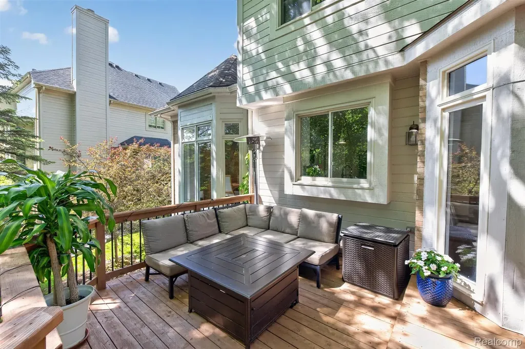 7359 Colchester Lane West Bloomfield Charter Township MI 48322
