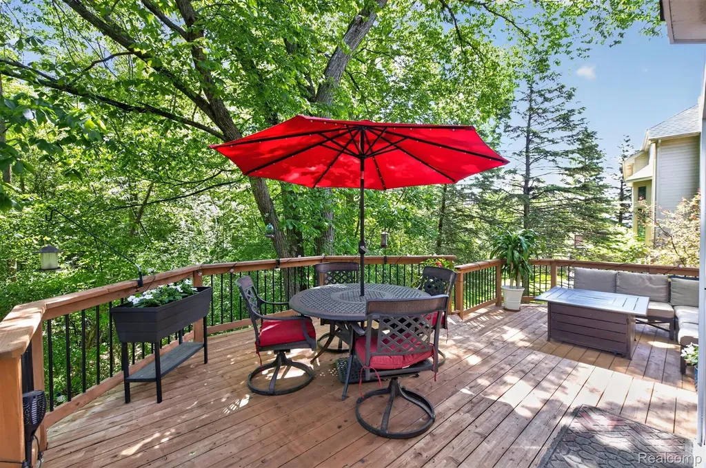 7359 Colchester Lane West Bloomfield Charter Township MI 48322