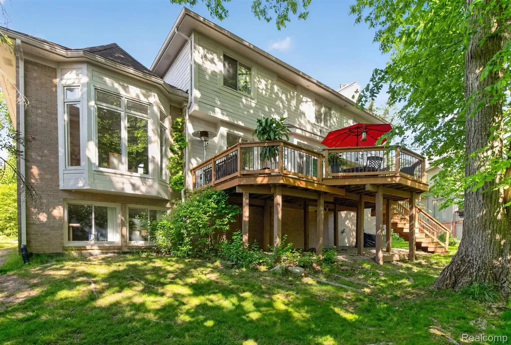 7359 Colchester Lane West Bloomfield Charter Township MI 48322