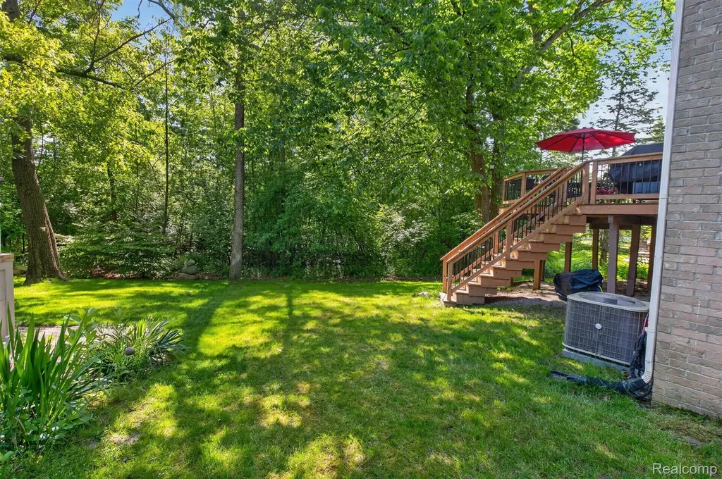 7359 Colchester Lane West Bloomfield Charter Township MI 48322