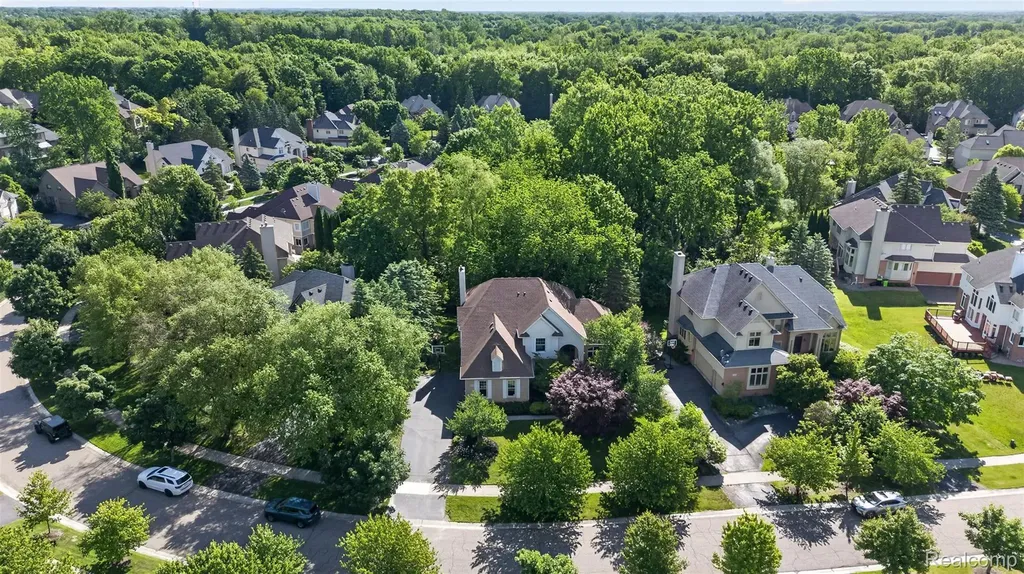 7359 Colchester Lane West Bloomfield Charter Township MI 48322