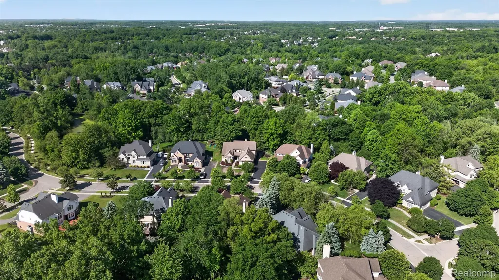 7359 Colchester Lane West Bloomfield Charter Township MI 48322