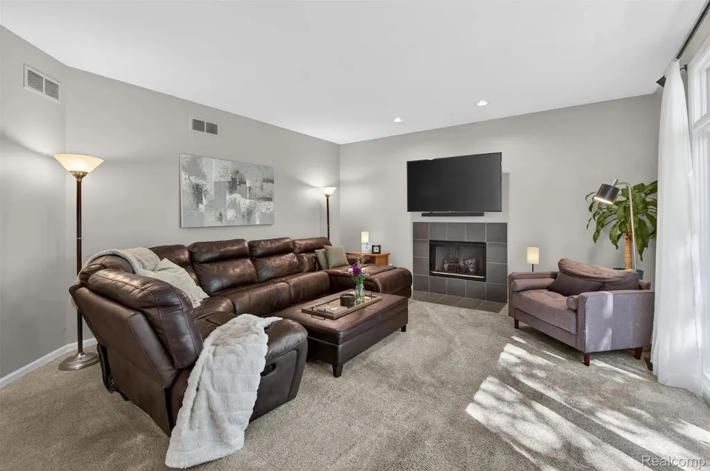 7359 Colchester Lane West Bloomfield Charter Township MI 48322