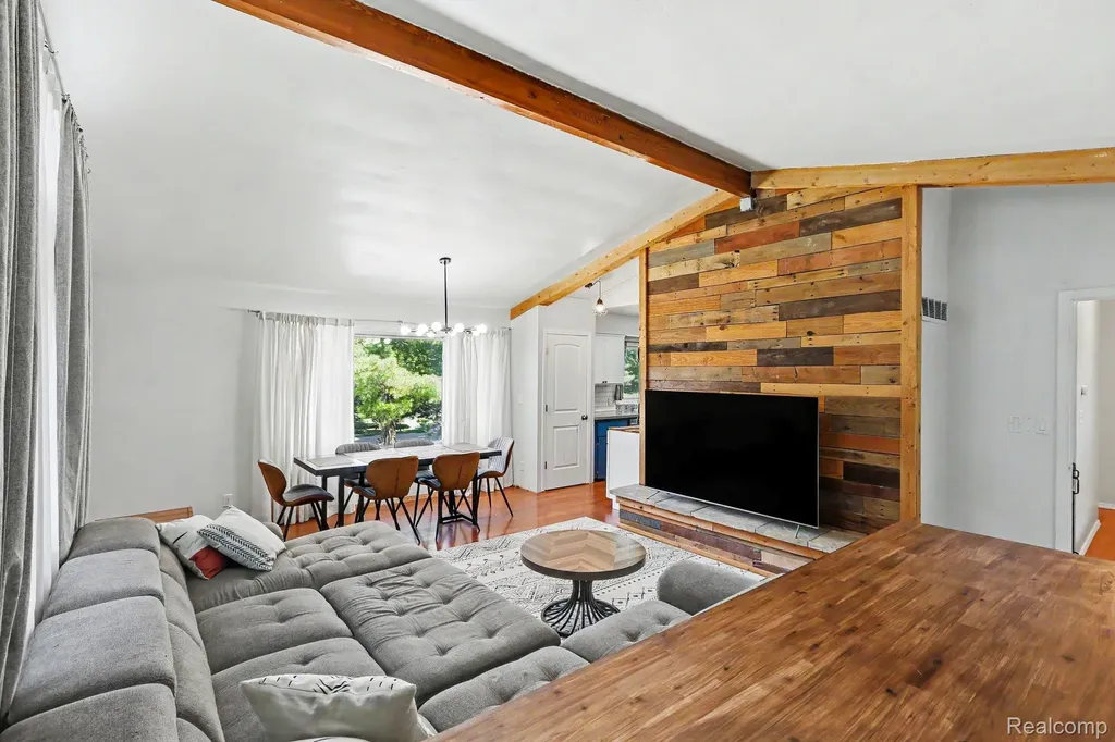 9180 Posey Drive Northfield Township MI 48189