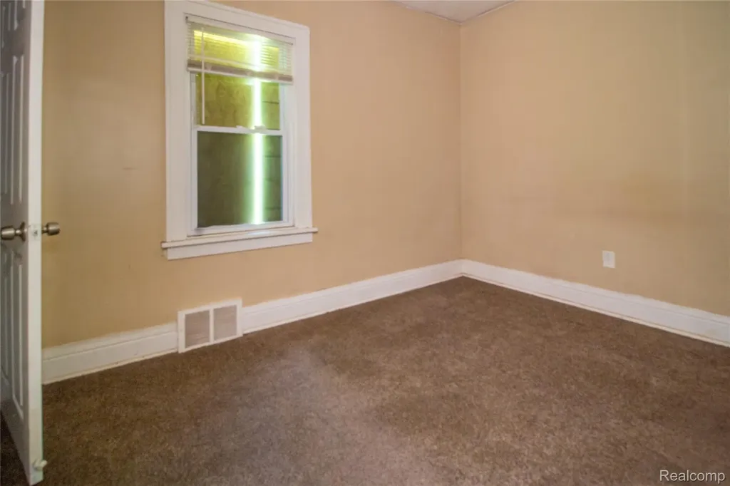 22118 Ulster Street Detroit City MI 48219
