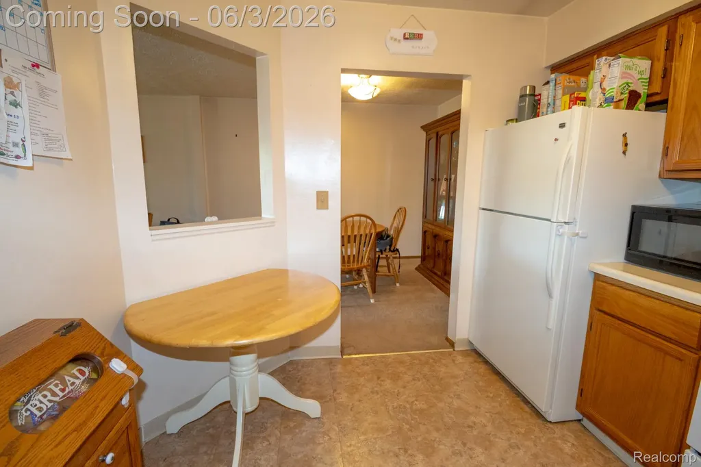 61200 Greenwood Drive South Lyon City MI 48178