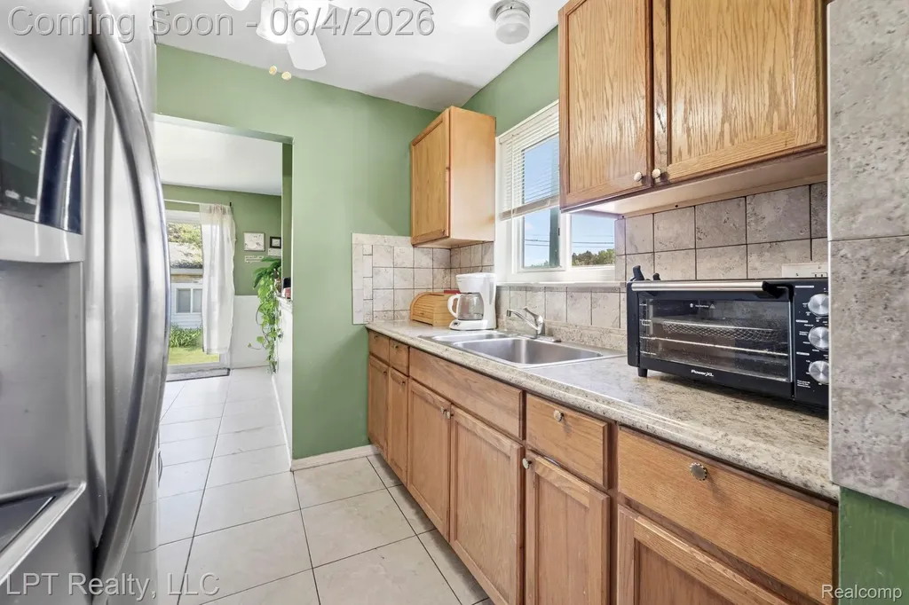 18181 Winwood Court Brownstown Charter Township MI 48193