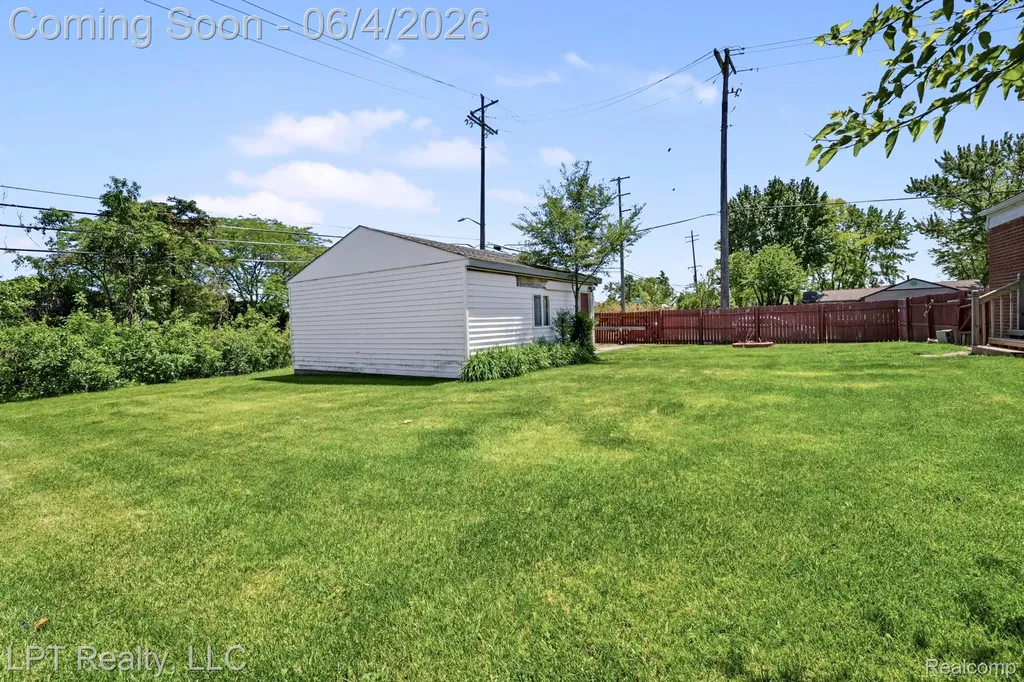18181 Winwood Court Brownstown Charter Township MI 48193