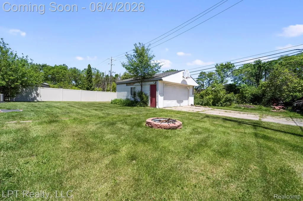 18181 Winwood Court Brownstown Charter Township MI 48193
