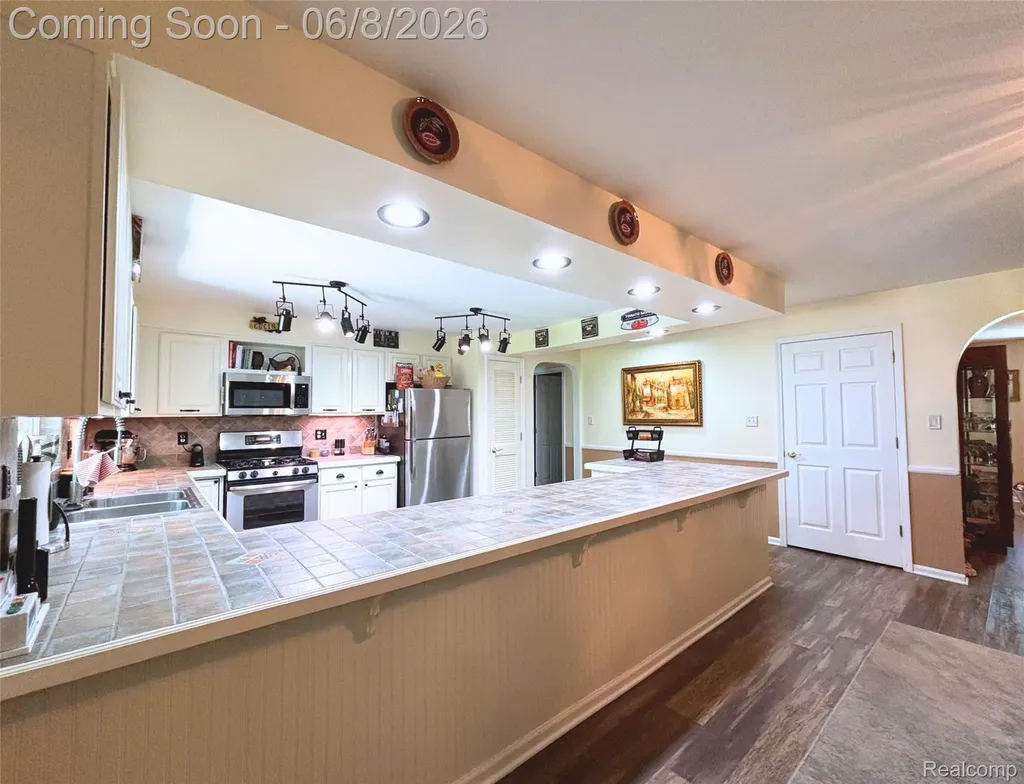 5400 Grange Hall Road Groveland Township MI 48442