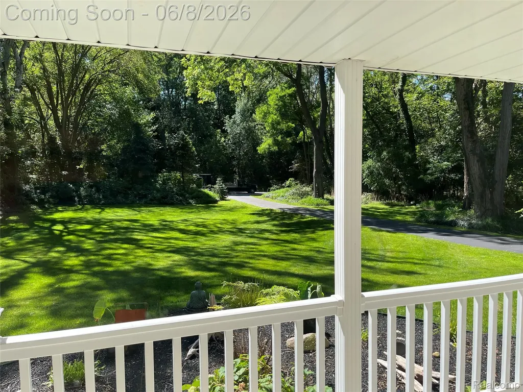 5400 Grange Hall Road Groveland Township MI 48442