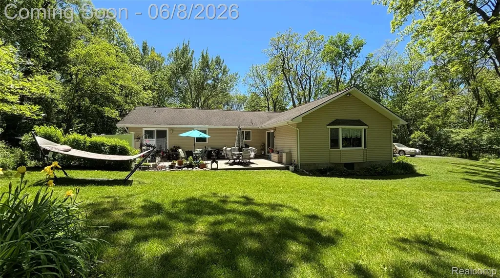 5400 Grange Hall Road Groveland Township MI 48442