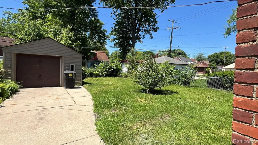 14451 Rosemont Avenue Detroit City MI 48223