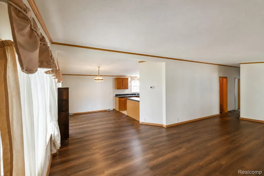 312 Cranberry Beach Boulevard White Lake Charter Township MI 48386