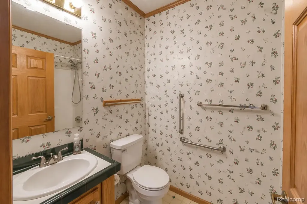 312 Cranberry Beach Boulevard White Lake Charter Township MI 48386